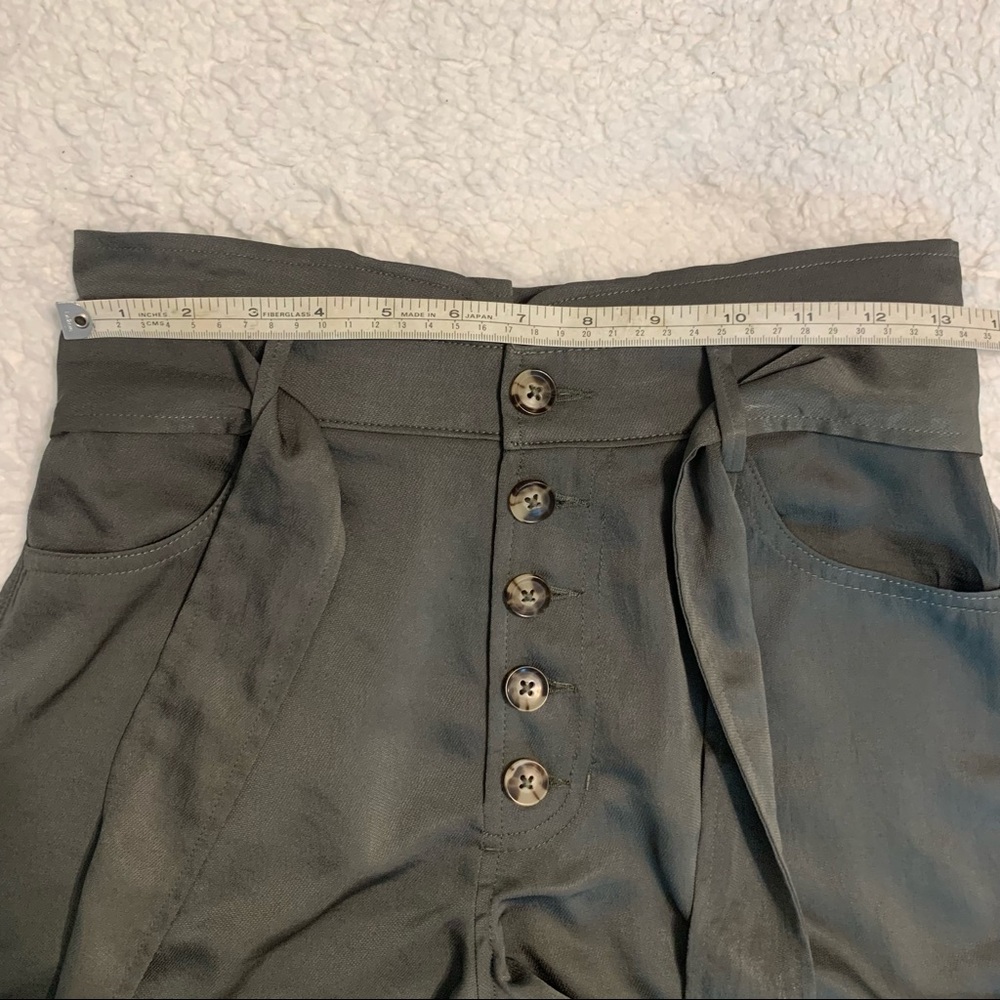 Express Extreme High Rise Green Belted Tie Bow Waistband Button Closure Size XS - Picture 12 of 16